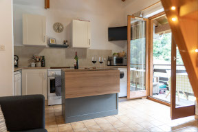 Light and spacious kitchen